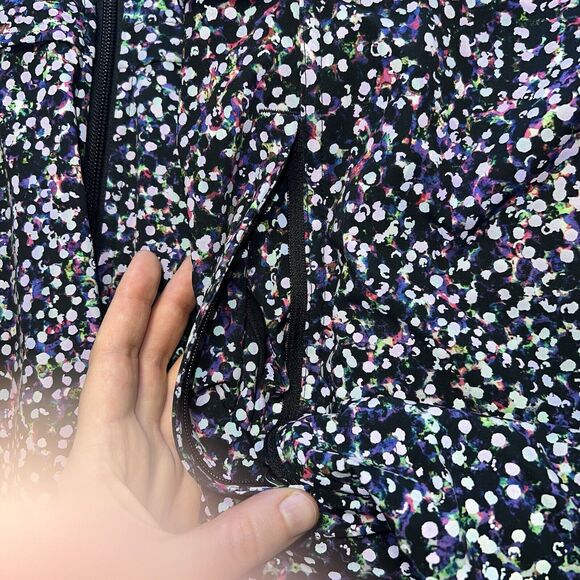 Lululemon SEAWHEEZE Horizon Runners Cape M/L Hooded Reflective Rainbow Jacket - Picture 11 of 15